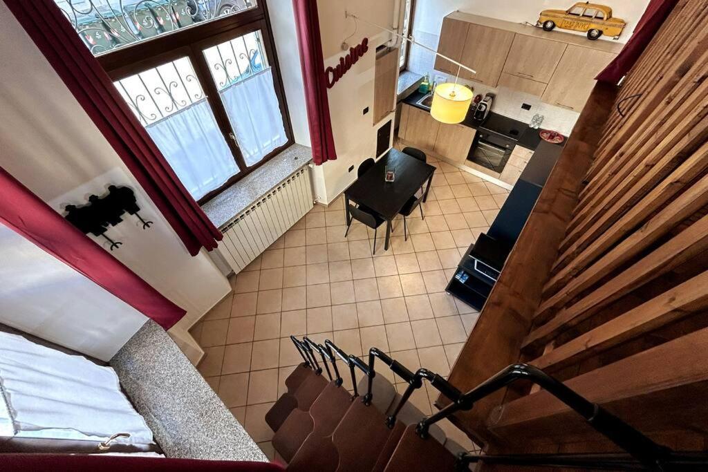 Grazioso Loft A 5 Minuti Dal Centro Di Torino Apartamento Exterior foto
